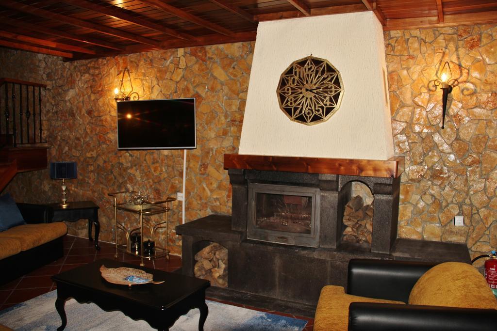 Rib'S House Villa Praia da Vitoria Bagian luar foto