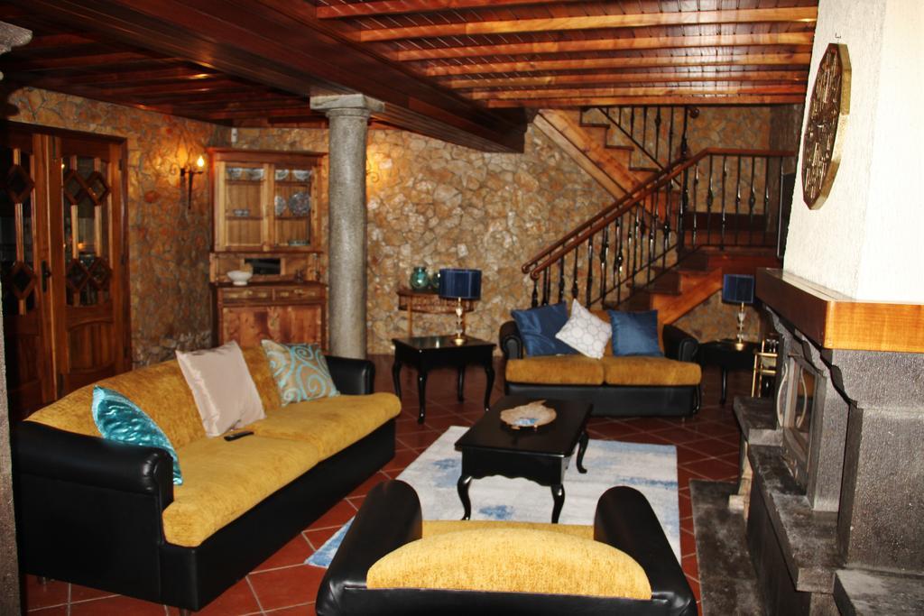 Rib'S House Villa Praia da Vitoria Bagian luar foto